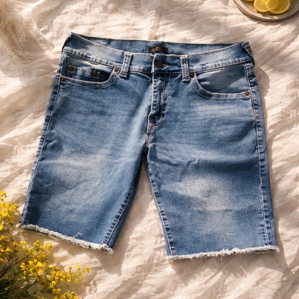 True Religion Ricky 36 Relaxed Blue Denim Shorts Mens Raw Hem Distressed